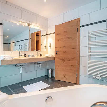 Alpen Brandnertal Hotel 3*