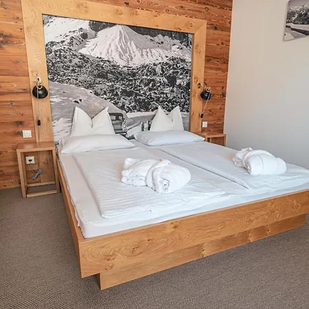 Alpen Brandnertal Hotel 3*