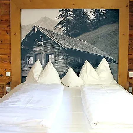 فندق Alpen Brandnertal براند